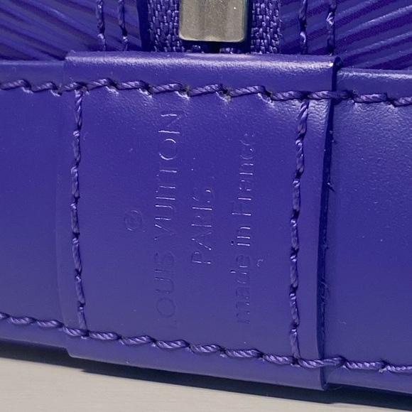 Louis Vuitton Alma PM EPI Leather COA/Original Receipt - Picture 7 of 14